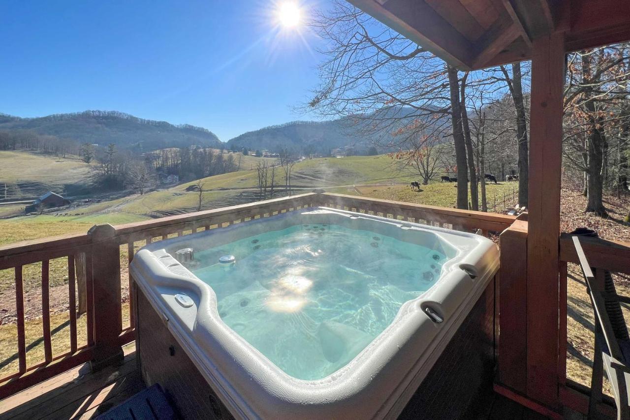 Whits End Smoky Mtn Home With Hot Tub, Views Waynesville Buitenkant foto