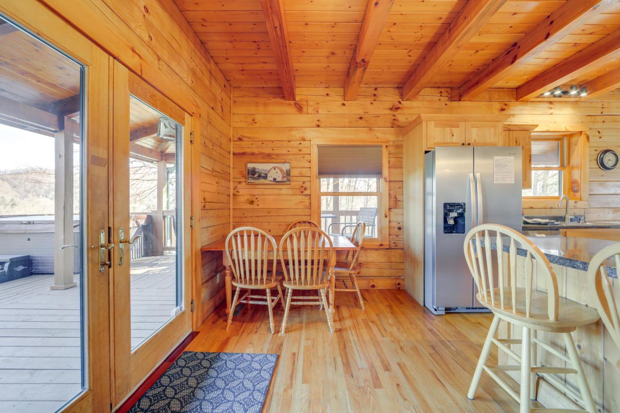 Whits End Smoky Mtn Home With Hot Tub, Views Waynesville Buitenkant foto